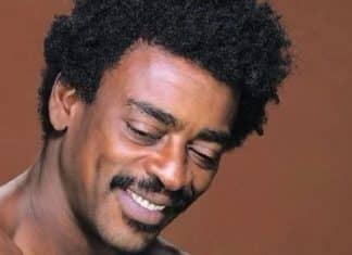 Seu Jorge é vítima de ataques racistas durante show em clube de Porto Alegre