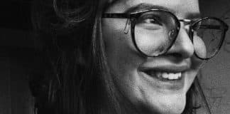 Mulher assina ‘clube de beleza’ e vai ao salão todos os dias: “Devo estar dando prejuízo”