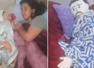 Boneco de pano que teria traído esposa é colocado para dormir no sofá