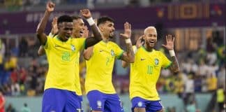 Dancinhas brasileiras geram polêmica internacional: “Desrespeitoso” Dancinhas brasileiras geram polêmica internacional: “Desrespeitoso”