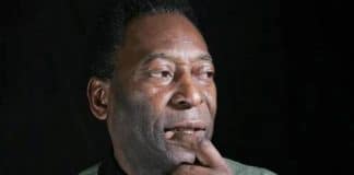 Pelé não responde à quimioterapia e recebe cuidados paliativos Pelé não responde à quimioterapia e recebe cuidados paliativos