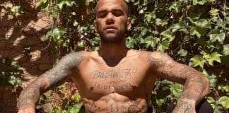 Tatuagem íntima colaborou para a prisão de Daniel Alves, afirma jornal espanhol