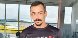 Instrutor de academia erra movimento de exercício e falece durante treino