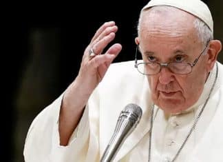 Papa Francisco faz alerta contra ‘falsos ídolos’ que seduzem com ‘fake news’