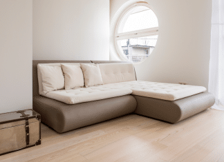 Você pensa e pensa e ainda não consegue decidir se quer comprar um sofá-cama, nós lhe dizemos por que sim deveria!