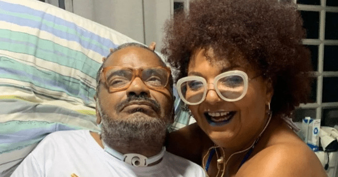 Após polêmicas, Babi compartilha registros na praia ao lado de Arlindo Cruz: “Bora viver”