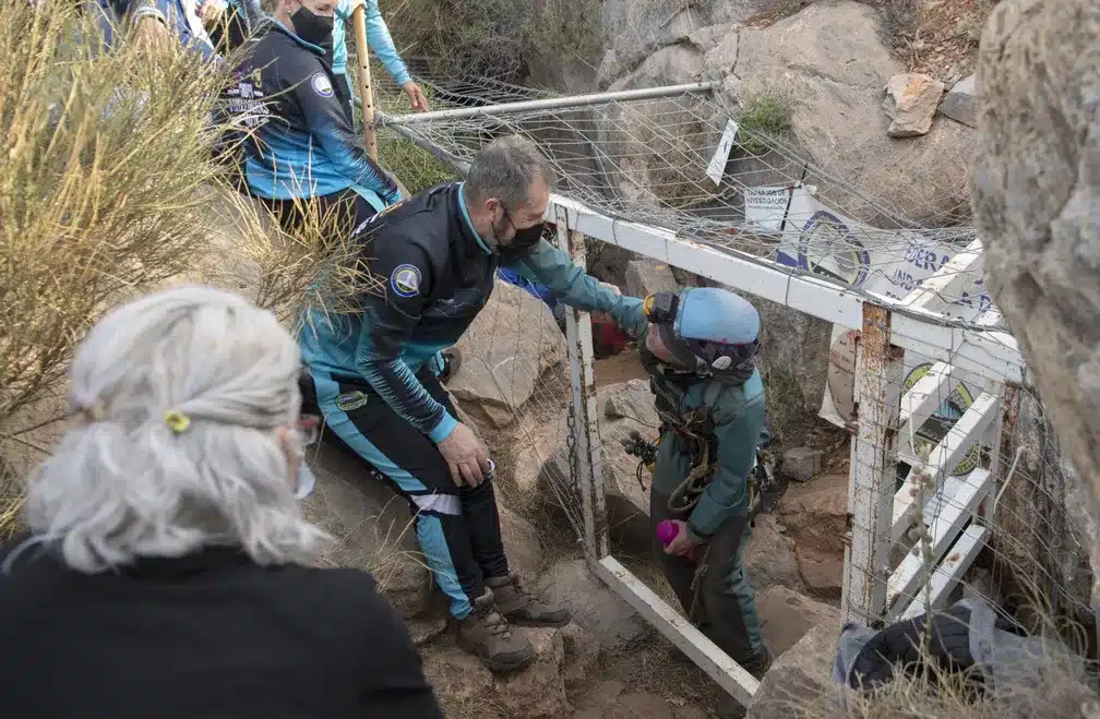 contioutra.com - Mulher que passou 500 dias em caverna conta sobre experiência: "Nem queria sair"