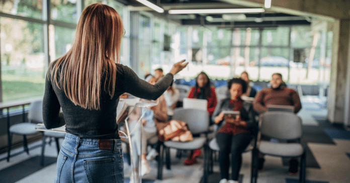 Estratégia de Marketing para Coaches: o que é, tipos e exemplos