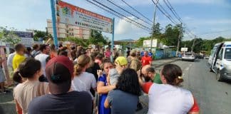 Quatro crianças perdem a vida em ataque a creche em Blumenau; homem foi preso