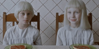 Novo terror psicológico da Netflix traz estética arrepiante e trama envolvente