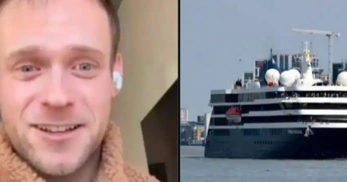 Homem compra apartamento em navio de cruzeiro para viajar pelo mundo sem sair de casa