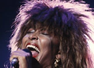 Tina Turner, considerada uma lenda da música, falece aos 83 anos