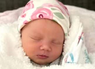 Bebê recém-nascida abandonada é adotada pelo bombeiro que a resgatou