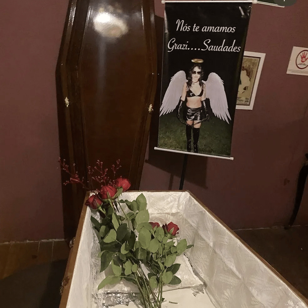 contioutra.com - Jovem viraliza ao comemorar anivers&aacute;rio com o tema vel&oacute;rio