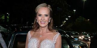 Helô Pinheiro celebra seus 80 anos com um vestido deslumbrante e surpreende com beleza
