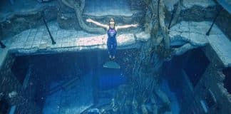 Piscina de mergulho mais funda do mundo em Dubai esconde ‘cidade submersa’