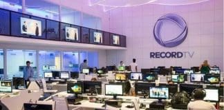 Justiça condena Record a pagar R$ 2 milhões por danificar obra de 10 mil anos Justiça condena Record a pagar R$ 2 milhões por danificar obra de 10 mil anos