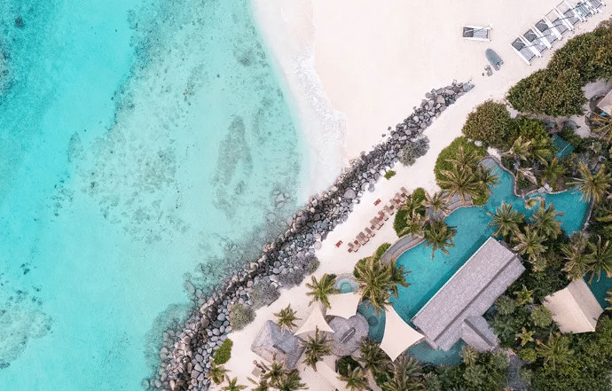 contioutra.com - Empresa procura casal para tomar conta de ilha no Caribe por R$ 82 mil ao m&ecirc;s