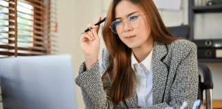 Por que se tornam online no Brasil? Por que se tornam online no Brasil?