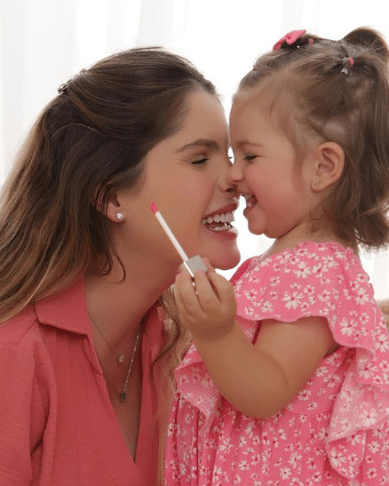 contioutra.com - B&aacute;rbara Evans revela quantas bab&aacute;s ter&aacute; em casa ap&oacute;s a chegada dos g&ecirc;meos