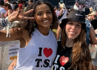 Amiga de jovem que faleceu no show de Taylor Swift: ‘Estávamos chorando de emoção e ela caiu’
