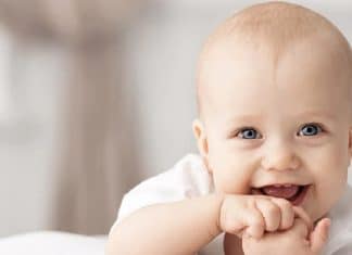 A primeira palavra pronunciada por um bebê causou uma briga em família