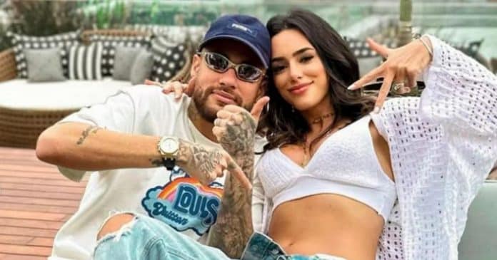 Bruna Biancardi anuncia fim de seu relacionamento com Neymar