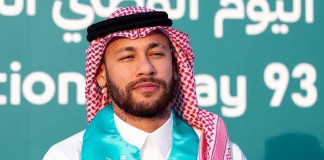 Empregada de Neymar o acusa de trabalho análogo à escravidão: “70 horas semanais”