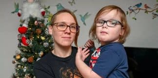 Garotinho de 6 anos com condição rara pede amigos de presente ao Papai Noel