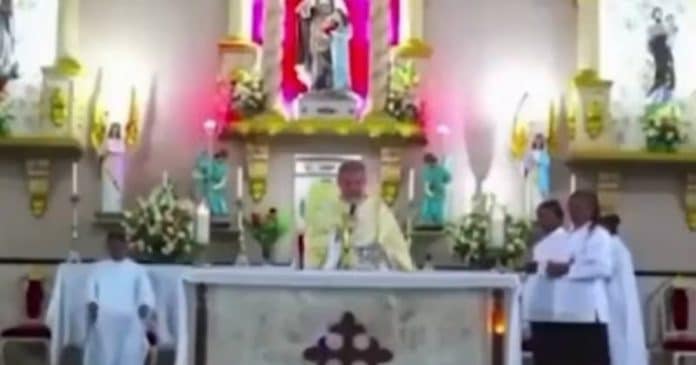 capa Padre causa revolta ao fazer comentário sobre decoração de casamento: “Deve ser um casal pobre”