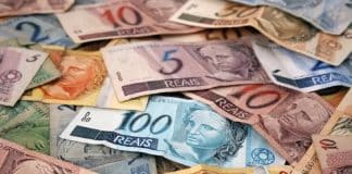 Cédulas e moedas de real podem valer até R$ 8 mil; será que você tem alguma em casa?