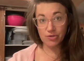 Mãe revela que seus seis filhos só tomam banho duas vezes por semana