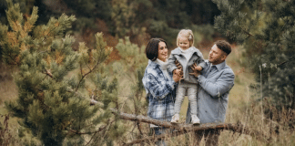 Sessões fotográficas familiares: momentos aconchegantes sob as lentes