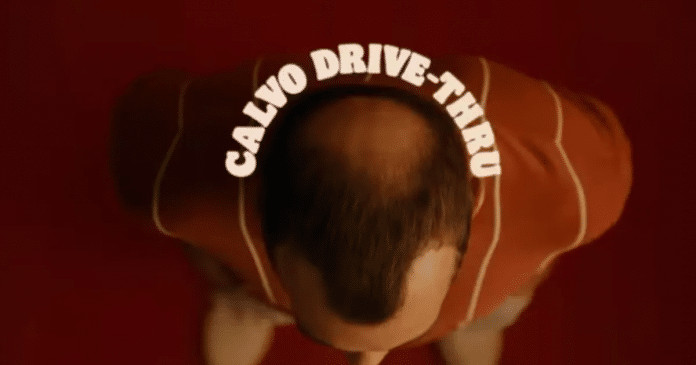 Burger King lança campanha com lanche grátis para os calvos: “Calvo Drive Thru”