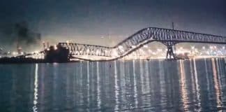VÍDEO: Ponte desaba após ser atingida por navio nos EUA; 20 pessoas desapareceram na água