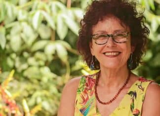 Roseana Murray, escritora atacada por pitbulls, faz emocionante relato sobre sua recuperação