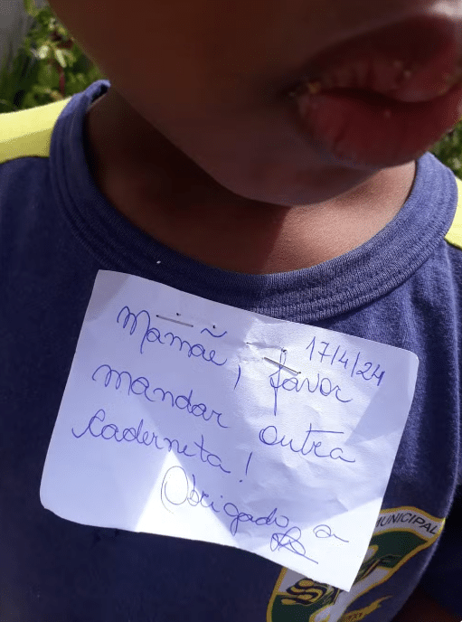 contioutra.com - Professora é afastada após grampear bilhete em criança de 5 anos em escola municipal do RJ