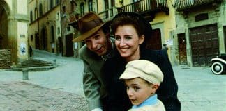 Como está hoje o garotinho de ‘A Vida é Bela’? Ele já tem 32 anos! Como está hoje o garotinho de ‘A Vida é Bela’? Ele já tem 32 anos!