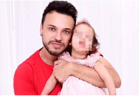 contioutra.com - Influenciador Igor Viana &eacute; criticado ap&oacute;s falarem 'largar' a filha com paralisia em orfanato