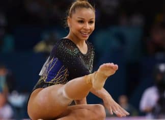 Paris 2024: Estrangeiros se rendem ao carisma da ginasta brasileira Flávia Saraiva