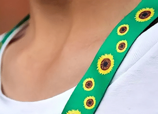 Você sabe qual é o significado desse cordão de girassol? Entenda sua importância