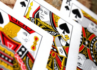 Desafios Atuais do Poker Online