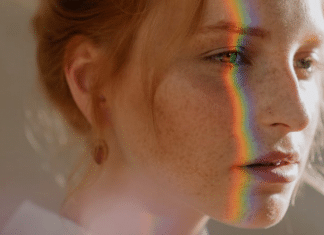 Qual é a cor que repele energias negativas e pensamentos obsessivos?