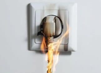 Você sabe qual é o eletrodoméstico que deve ser desconectado da tomada após o uso para evitar incêndios?