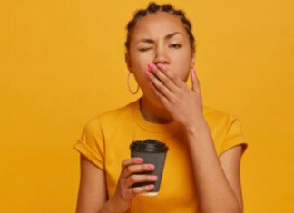 Por que você ainda está com sono mesmo depois de tanto café?