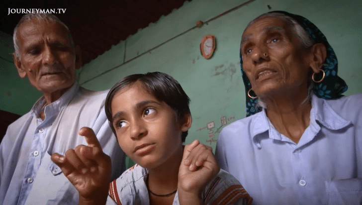 contioutra.com - Veja como est&aacute; hoje a garotinha que nasceu quando sua m&atilde;e j&aacute; tinha 70 anos