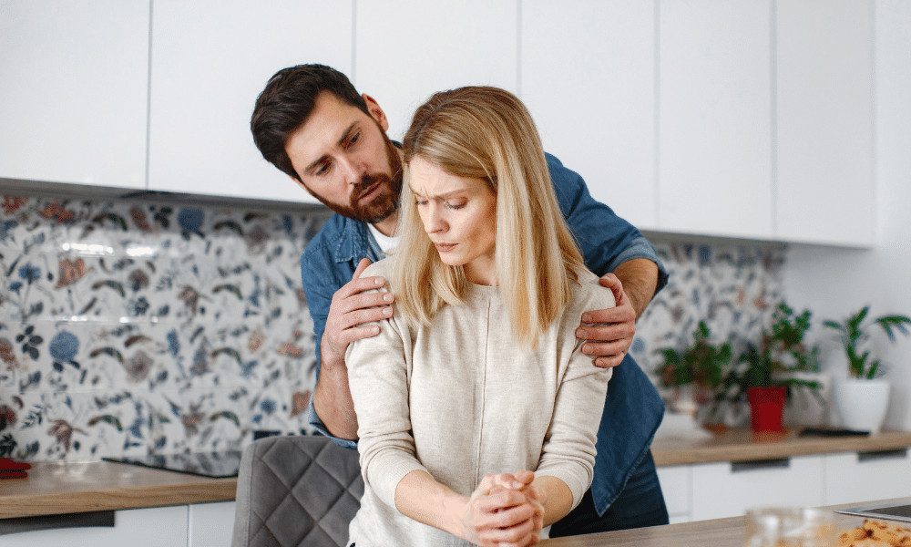 contioutra.com - Por que homens ficam com uma mulher enquanto ainda gostam de outra?