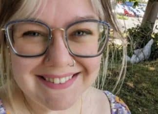 Mulher causa choque entre os amigos ao revelar que é abrossexual