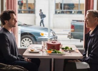 Filme maravilhoso com Tom Hanks na Netflix vai te fazer chorar e te inspirar a ser uma pessoa melhor