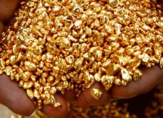 Este eletrônico que todo mundo joga fora contém 450 miligramas de ouro de 22 quilates